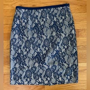 The Limited Skirt Women’s 6 Blue Lace Overlay Pencil Skirt Floral Side Zip
